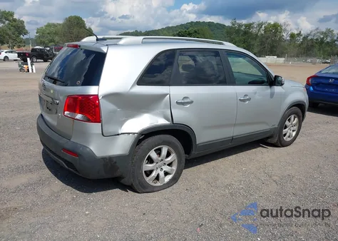 2013 Kia Sorento Lx V6 из США, поврежденный, VIN 5XYKTDA21DG336196